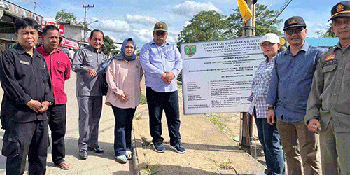 DPRD Barito Timur Tinjau Proyek Drainase Pasar Ampah