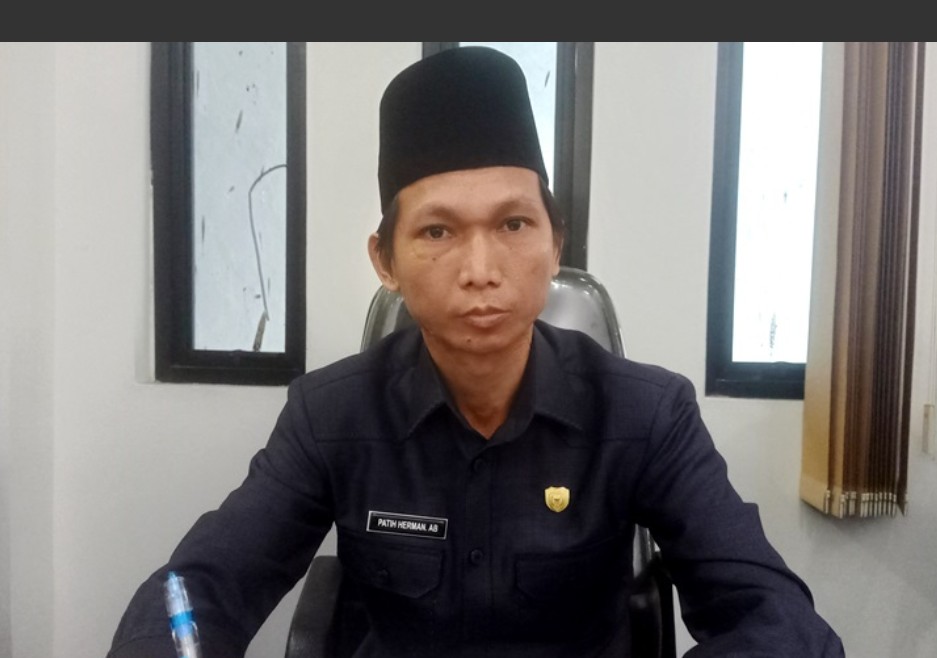 Dukung Program Pendidikan Gratis, DPRD Barito Utara Apresiasi Kunjungan Gubernur ke SMAN 4 Muara Teweh