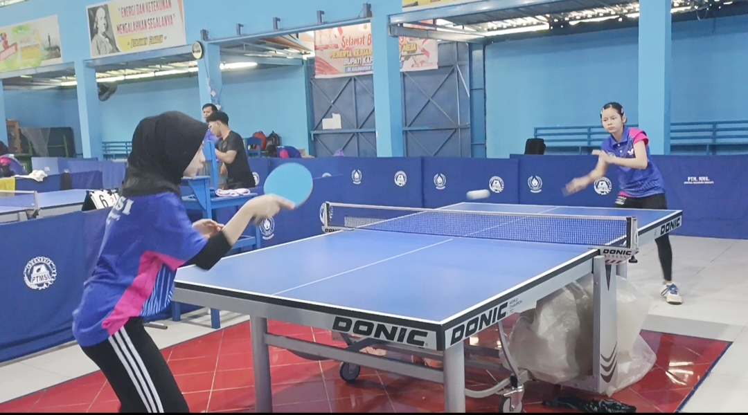 PTMSI Kapuas Matangkan Atlet Tenis Meja Lewat Training Center Jelang Porprov 2026