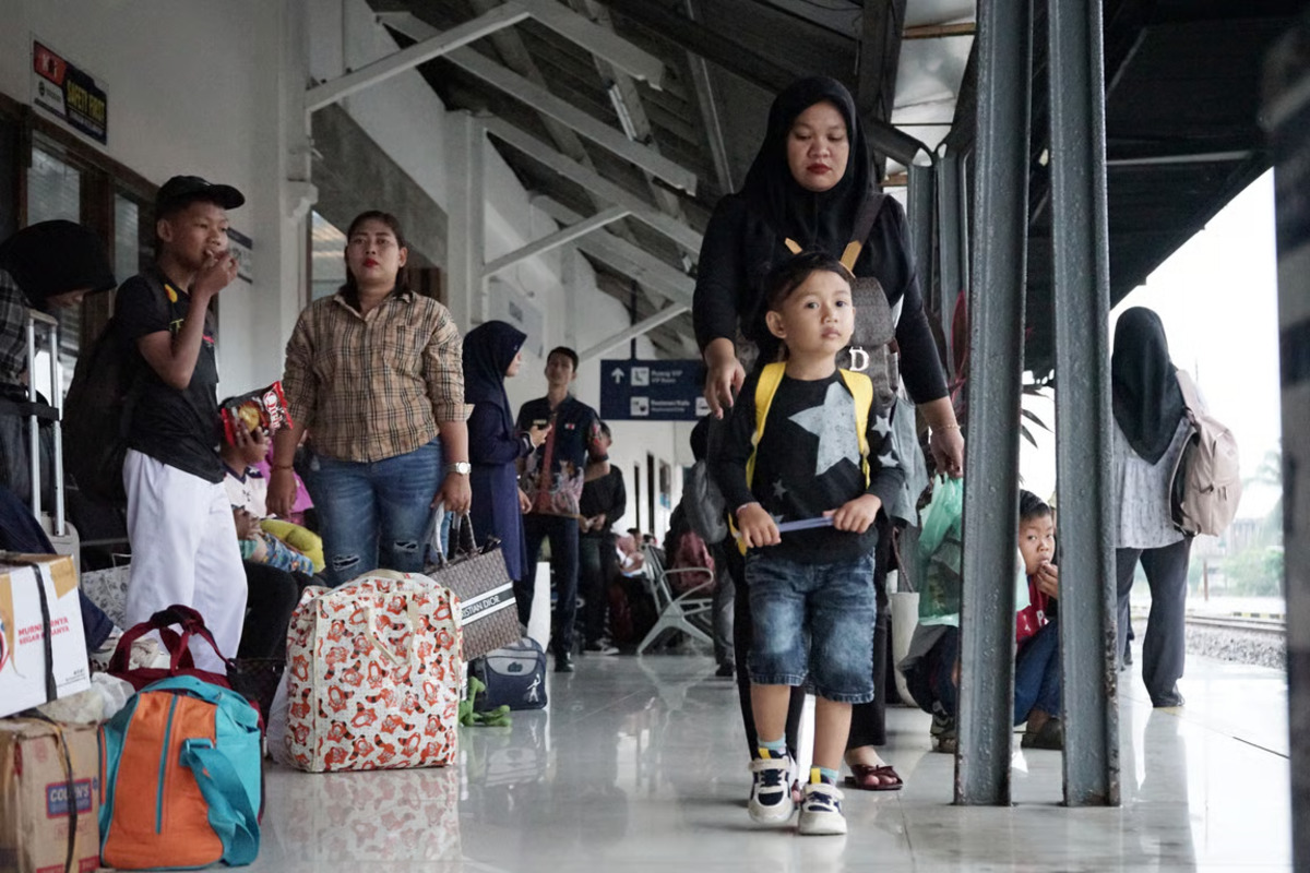 Masa Angkutan Nataru 2025/2026 Dimulai, KAI Divre I Sumut Siap Manjakan Penumpang dengan Tambahan Kursi dan Pengamanan Ekstra