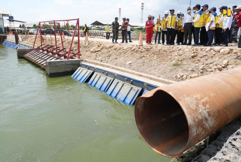 Menteri Dody Pastikan Pengerjaan Tol Semarang-Demak dan Percepatan Penanganan Banjir Rob Kaligawe-Sayung-Terboyo