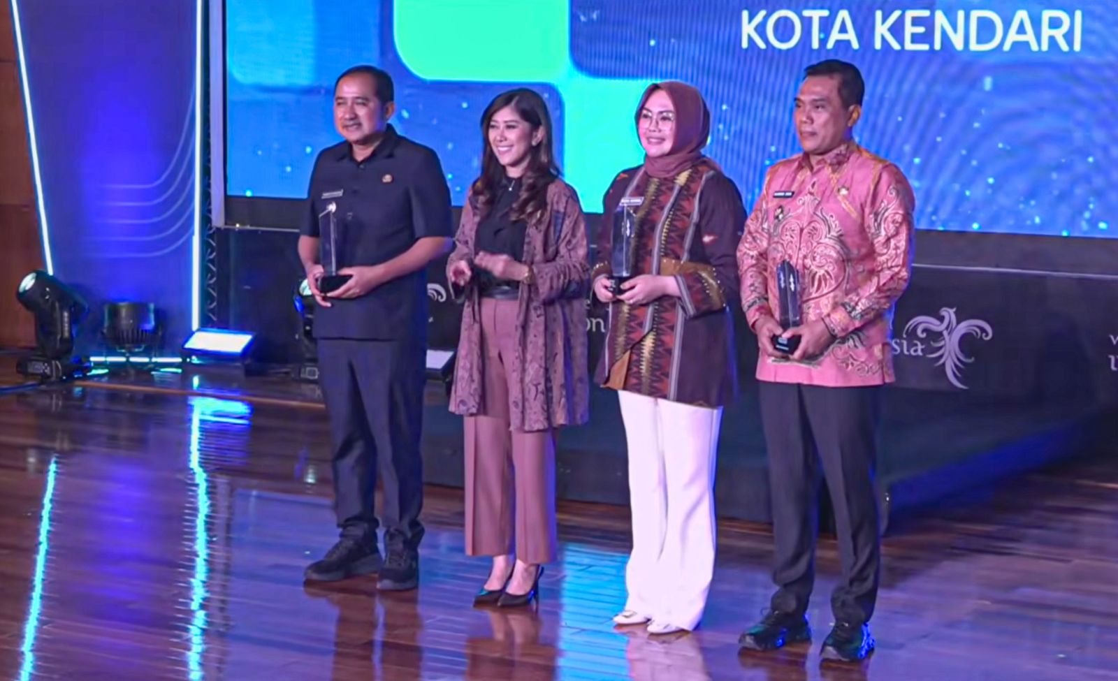 Call Center 112 Palangka Raya Dinobatkan Terbaik Nasional di Digi Wave 2025