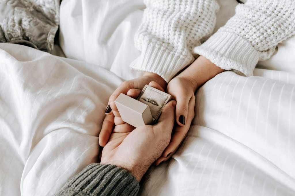 Budget Sudah Tersedia, Inikah Saatnya Kamu Memutuskan Menikah?