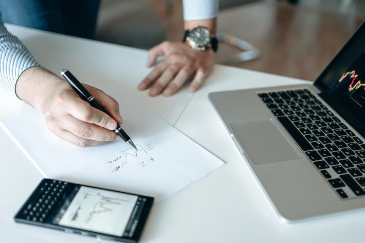 Tips Menghadapi Inflasi Agar Keuangan Tetap Terkendali