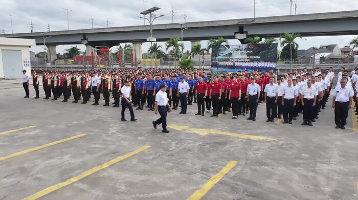 KAI Selenggarakan Apel Gelar Pasukan, Siapkan Operasional LRT Jabodebek di Masa Nataru 2025/2026