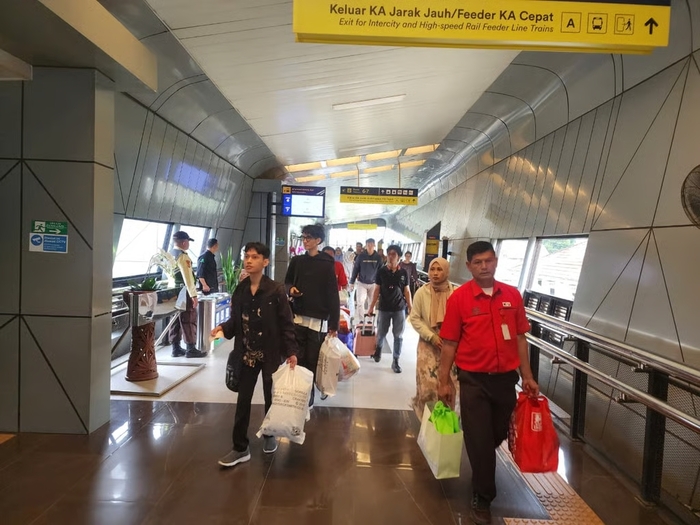 Long Weekend Isra’ Mi’raj, KAI Daop 2 Bandung Sukses Layani Lebih dari 150 Ribu Pelanggan KA Jarak Jauh