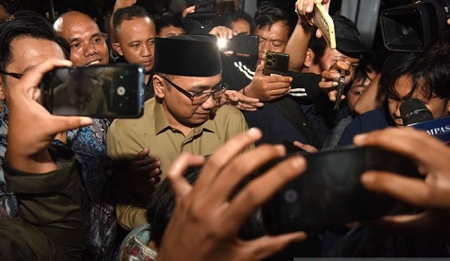 RESMI! Yaqut Cholil Qoumas Jadi Tersangka Korupsi Kuota Haji
