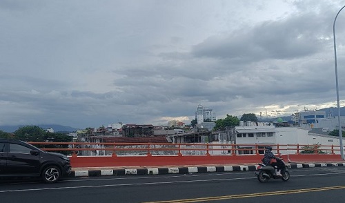 Hujan Lebat dan Angin Kencang Ancam Kaltara; Hujan Ringan-Sedang di Kalteng, Kaltim, dan Kalsel