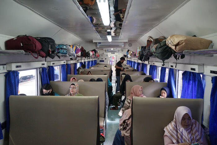 Dukung Mobilitas Masyarakat Lintas Daerah, KAI Divre III Palembang Lanjutkan Operasional Kereta Tambahan KA Rajabasa