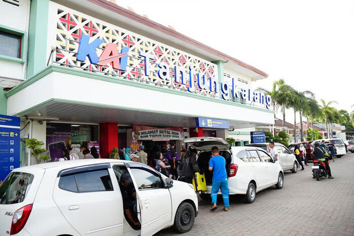 KAI Divre IV Tanjungkarang Tutup Posko Angkutan Nataru 2025/2026, Jumlah Penumpang Meningkat 15 Persen